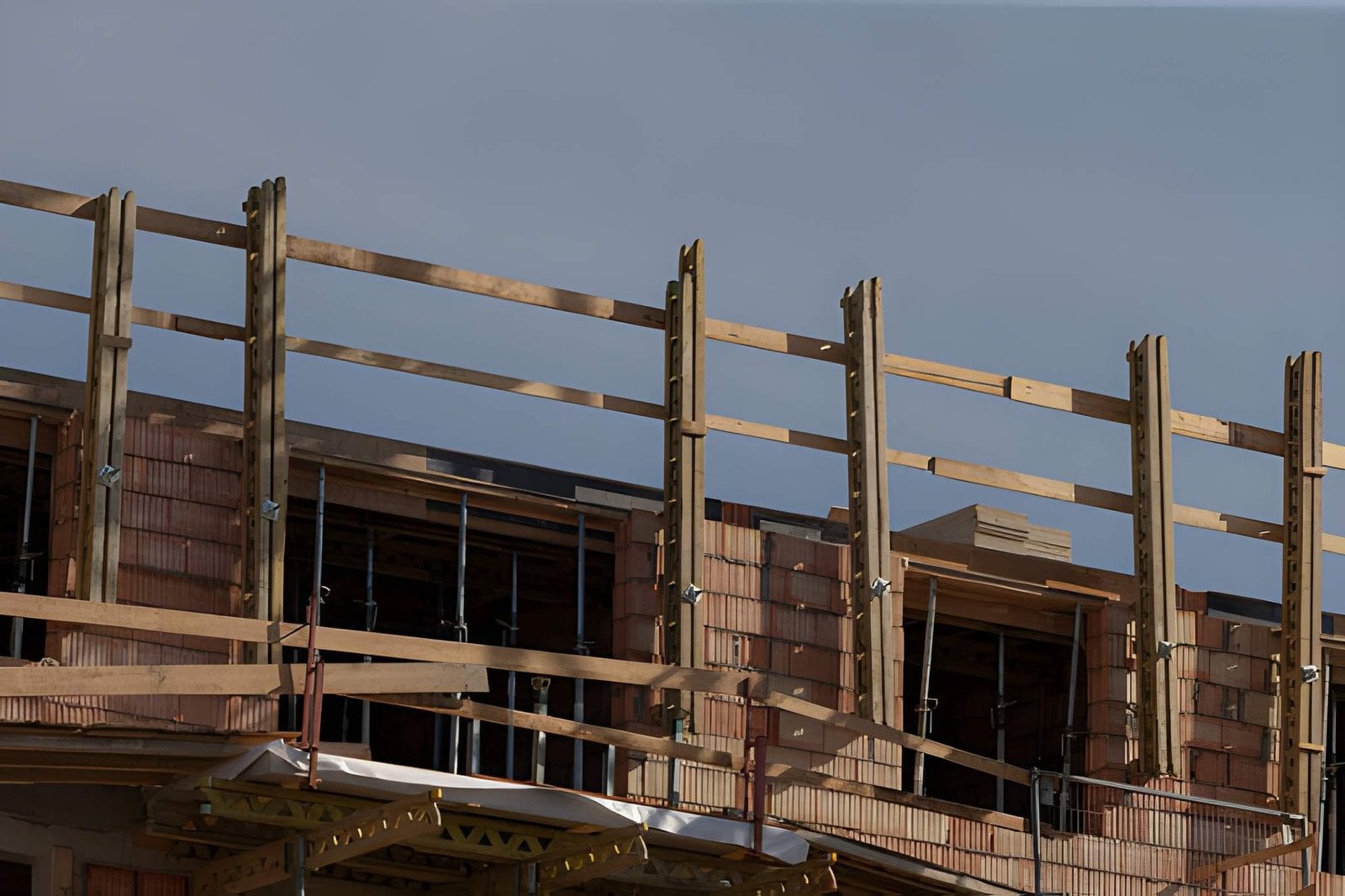 Steel Frame Deck Construction​