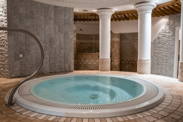 hpt tubs and spas
